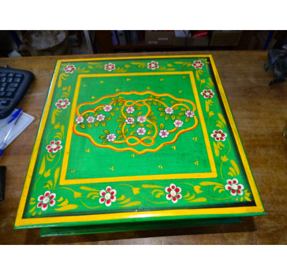 Tavolo cuscino "Bazot" in 30x30 cm verde e fiori