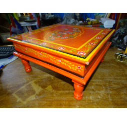 Tavolo cuscino "Bazot" in 38x38 cm arancio e fiori