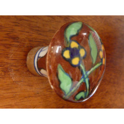 pear knob 2 flowers brown