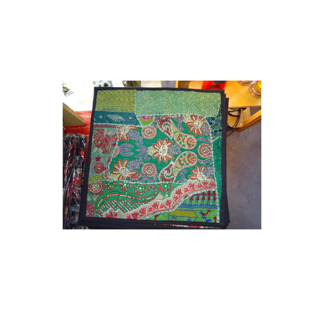cover 40x40 cm in old Gujarat fabrics - 472
