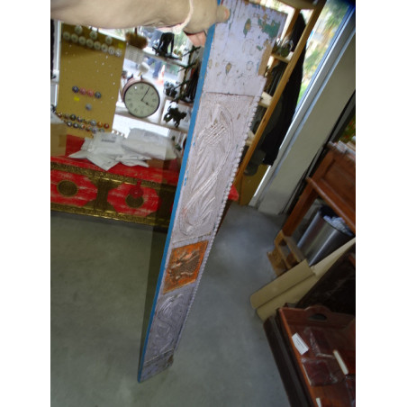 Vieux linteau de porte indienne en 142x17x2 cm
