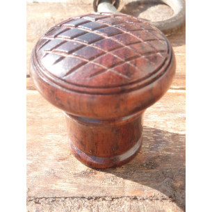 Boutons en bois damier