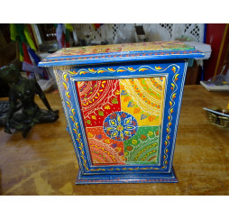 Key box painted in relief by hand 23x9x28 cm - 1