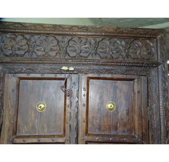 Grande e vecchia porta di casa 136x12x238 cm