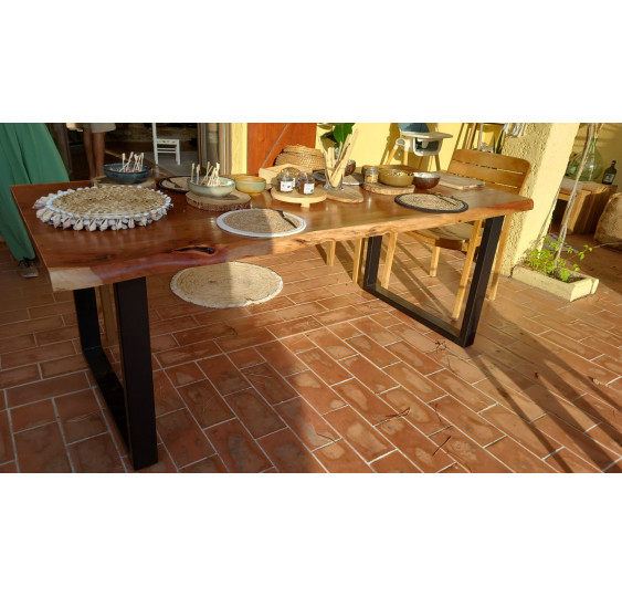 Tavolo in massello di acacia con bordi non tagliati 200x90 cm