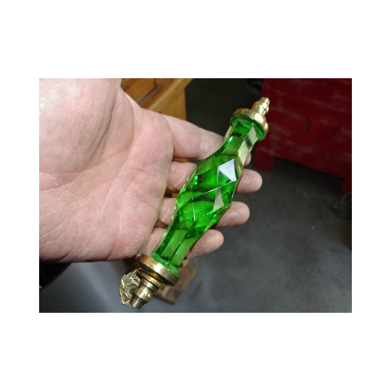 Mango de cristal verde de 17 cm