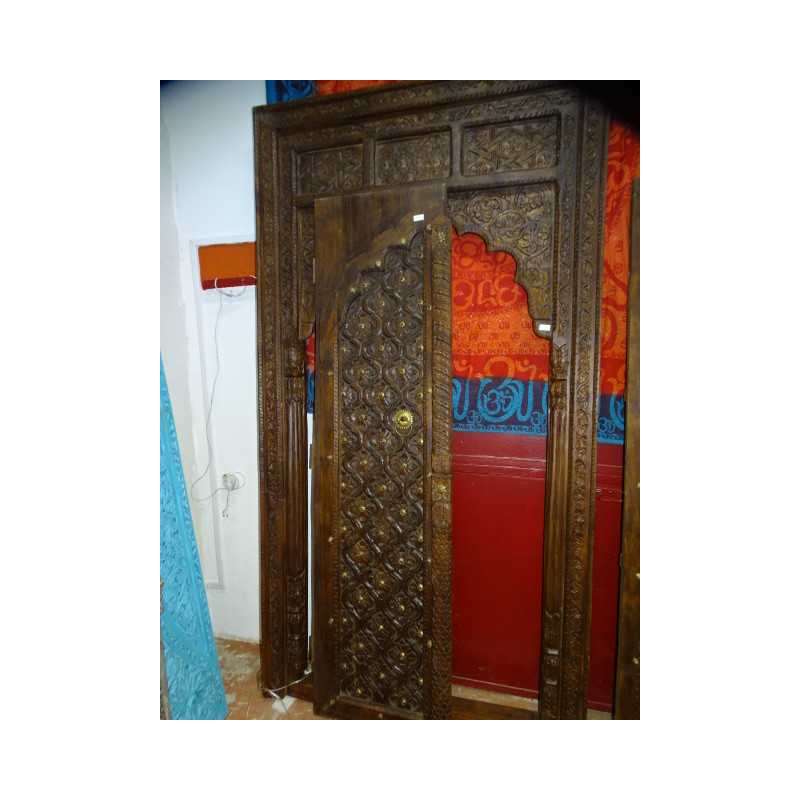 Puertas de casa antiguas en forma de arco talladas en 135x255 cm