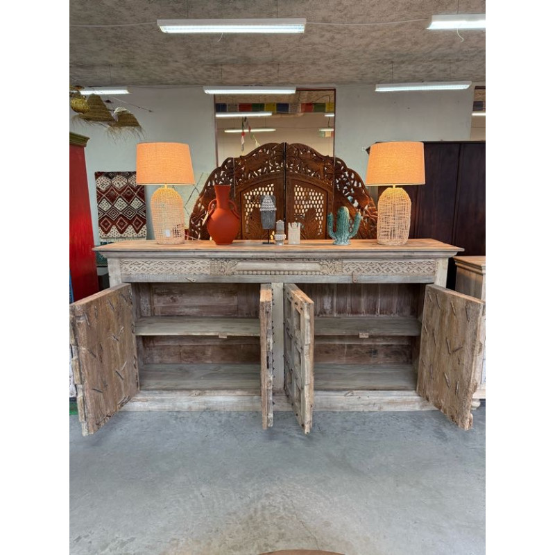 Buffet portes anciennes