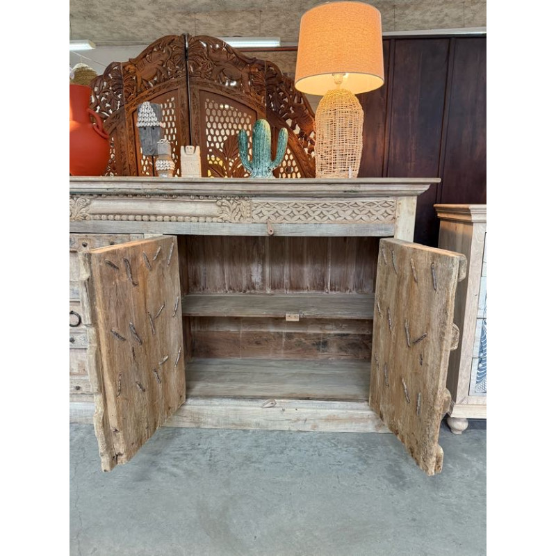 Buffet portes anciennes