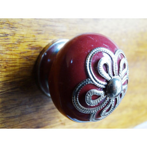 Metal handle flower bordeaux porcelain