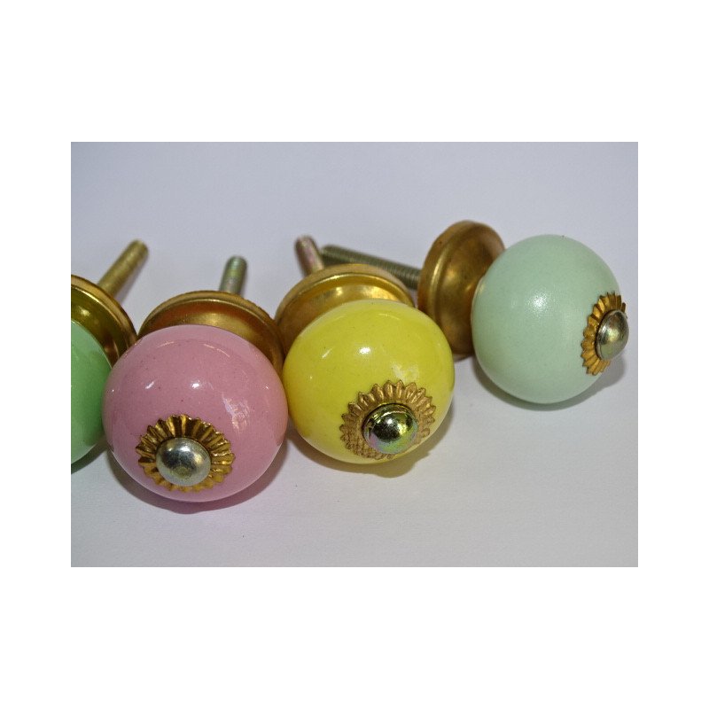 Lot de 6 petits boutons LOT 58