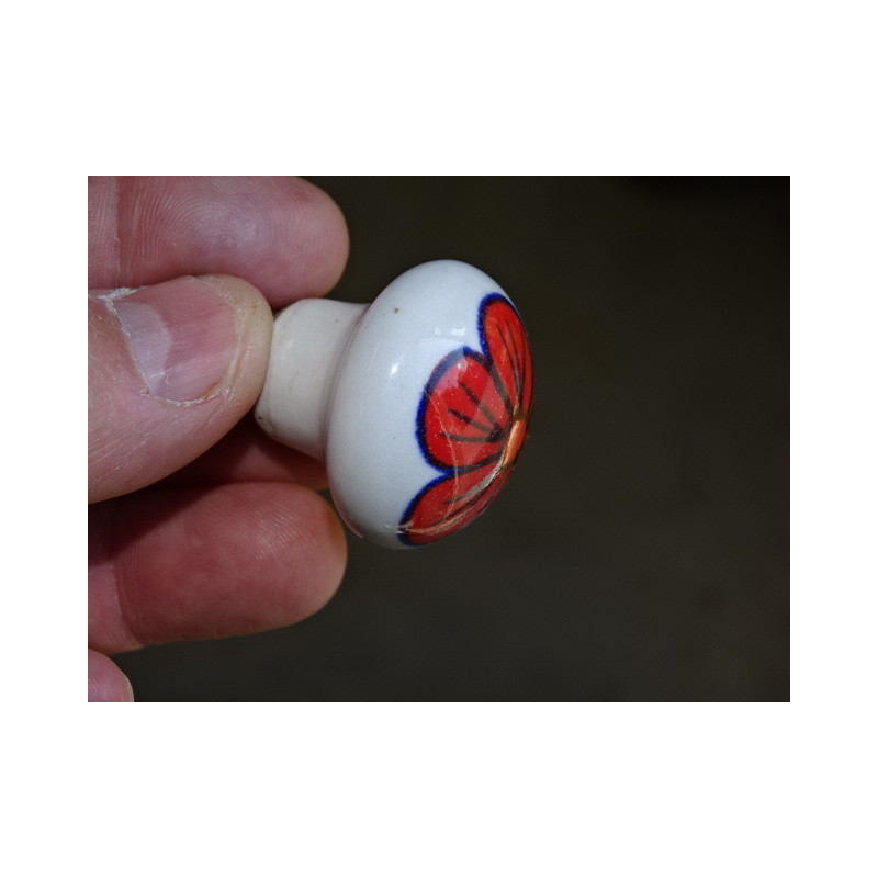 Pear drawer handle with red flower