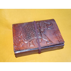 Petit carnet de voyage en cuir avec motif ELEPHANT 9x13 cm