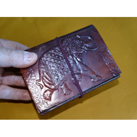 Petit carnet de voyage en cuir avec motif ELEPHANT 9x13 cm