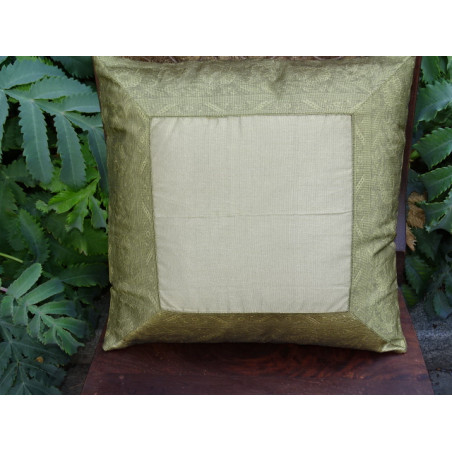cushion cover 40x40 Golden border brocade