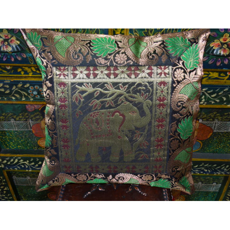 Housse de coussin avec 1 éléphant et bord brocart en noir, vert et doré