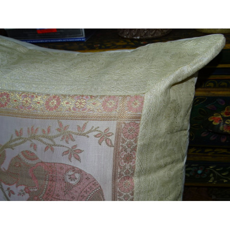 Cushion cover 1 elephant 40x40 cm ecru brocade edge