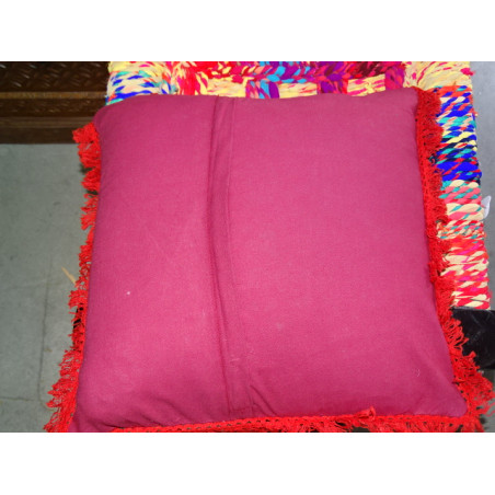 Fodere per cuscino 40x40 cm di colore rosso e frange rosse