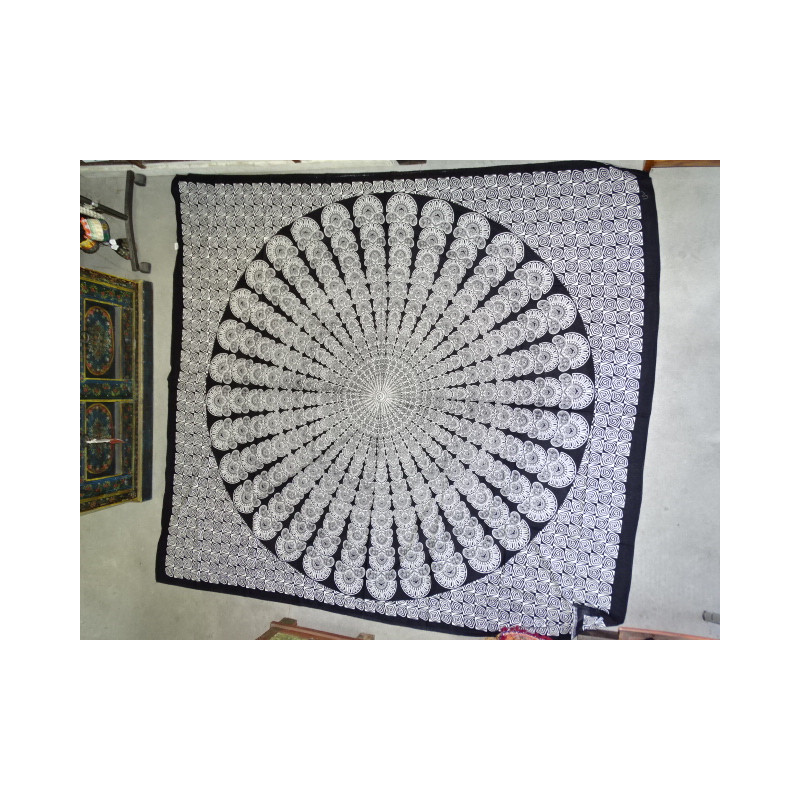 Baumwoll Wandbehang oder Tagesdecke mit schwarz-weißem Mandala