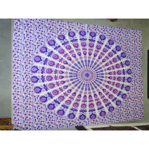 Tenture en coton violette avec un vitrail et un kashmeer