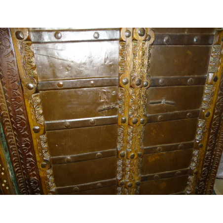 Petite portes ancienne de placard palquée avec du metal - 2