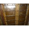Piccole porte antiche dell'armadio con metallo - 2