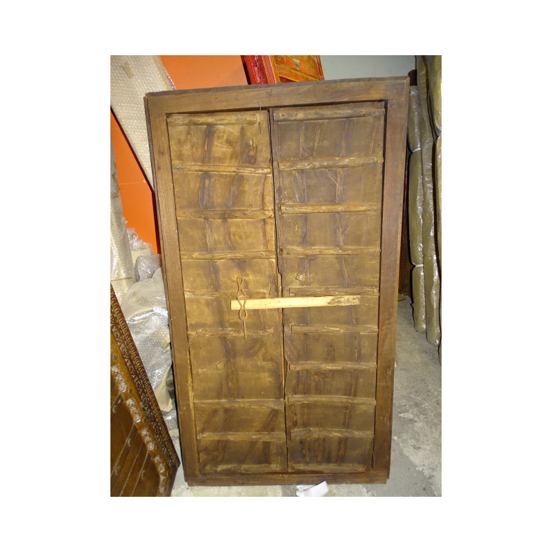 Pequeñas puertas de armario antiguas con metal - 2