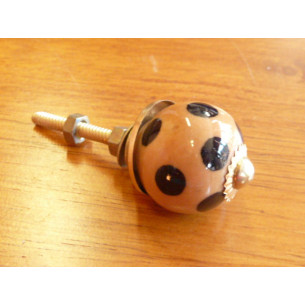 Mini maneja Caramel negro echada