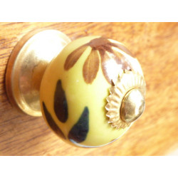 knobs yellow provence
