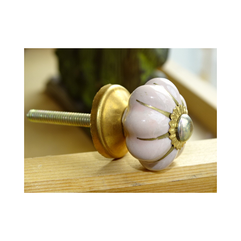 Kleine Kürbisgriffe in pink-beige Farbe