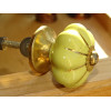 Mini boutons citrouille unis jaune avec trait or - 35 mm