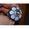 Miniknöpfe aus smaragdgrüner Keramik und weißer Blume - Silber