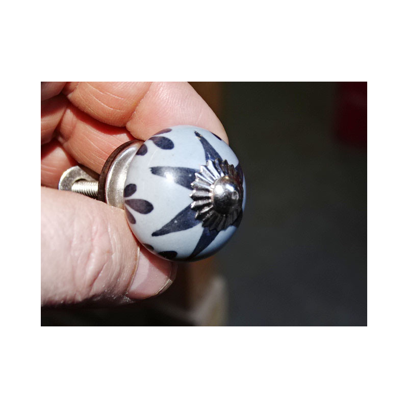 mini botones de cerámica gris y estrellas negras - plata