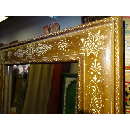 Specchio rettangolare Ecru e dipinto in rilievo bianco in 90x60 cm
