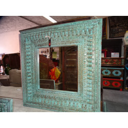 Grande specchio scolpito e patinato in turchese 100x100 cm