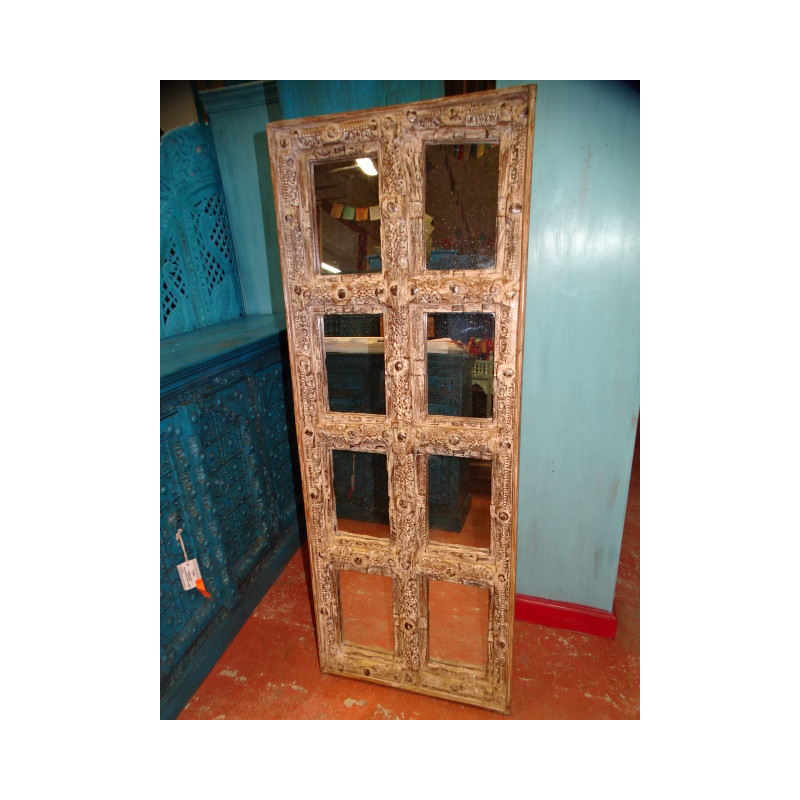 Alte Tür geschnitzt und in einen Spiegel 145x53 cm umgewandelt