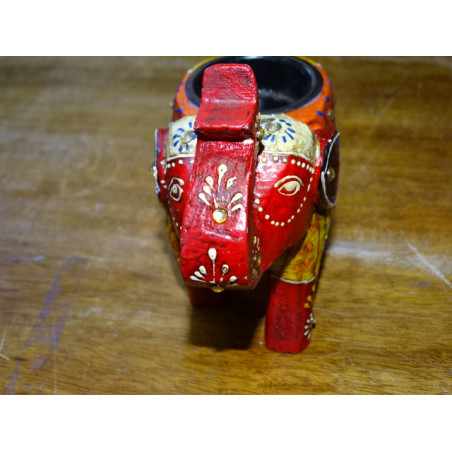 Portavelas elefante tallado y pintado a mano