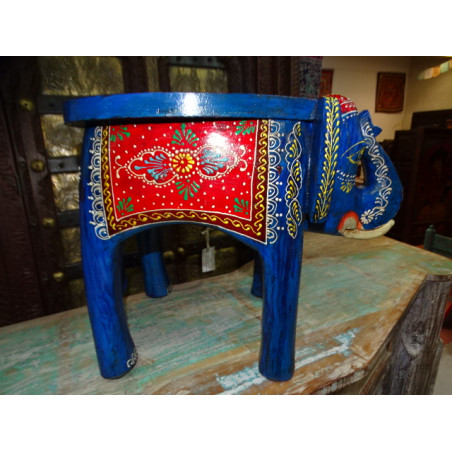 Taburete con elefante azul ultramar 50x34x 36 cm alto