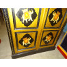 Armoire peinte en relief motifs éléphants noirs et dorés 2 portes