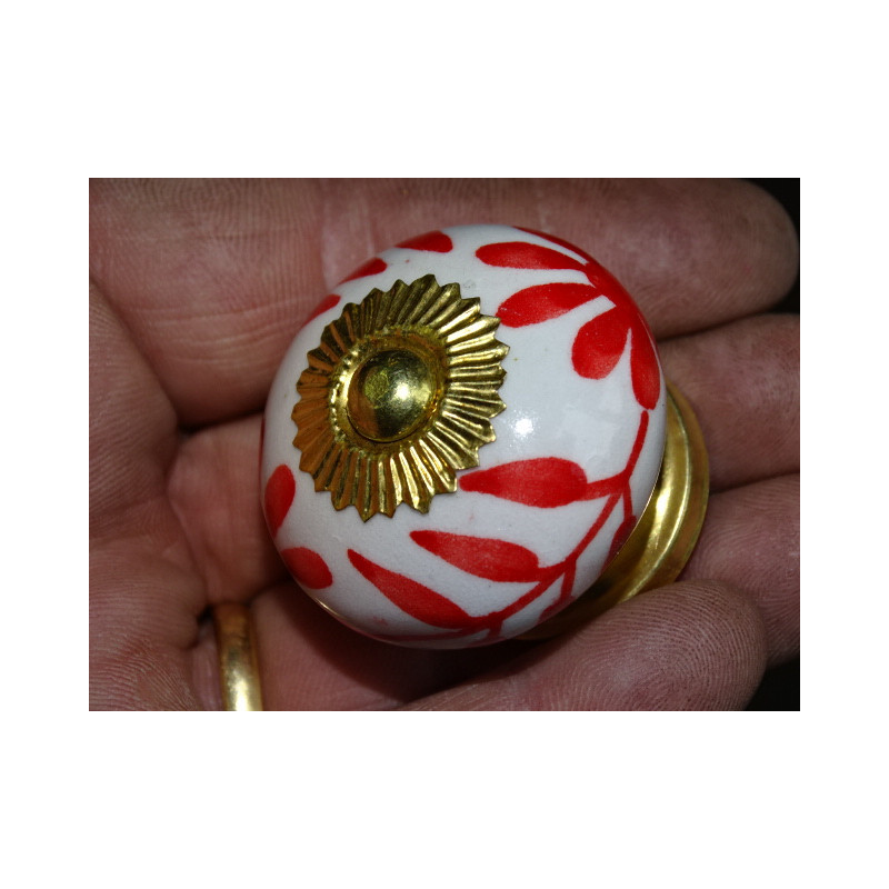 Manico in porcellana con grande fiore rosso