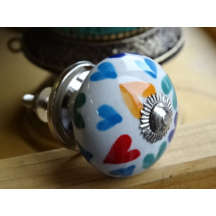 Poignée de tiroir en porcelaine coeurs multicolors
