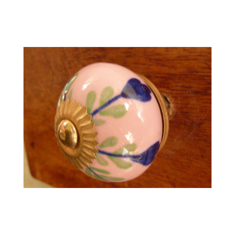 asa de porcelana rosa botón verde y esmeralda