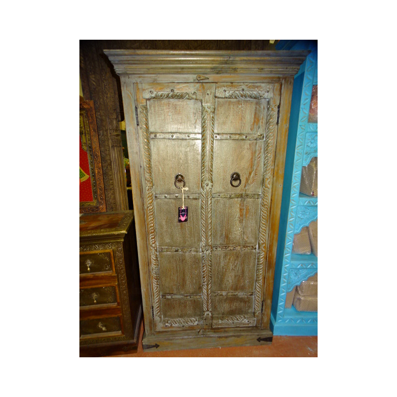 Armario de dormitorio indio antiguo con 2 puertas antiguas talladas