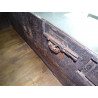 Cassettiera indiana molto antica che può essere utilizzata come tavolino da caffè 130x77x48 cm