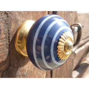 Boutons traits blancs et marine