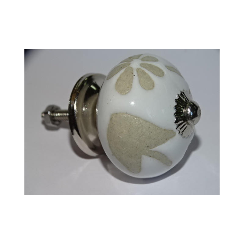 Möbelknöpfe mit Blumen und Blättern im Relief - silber
