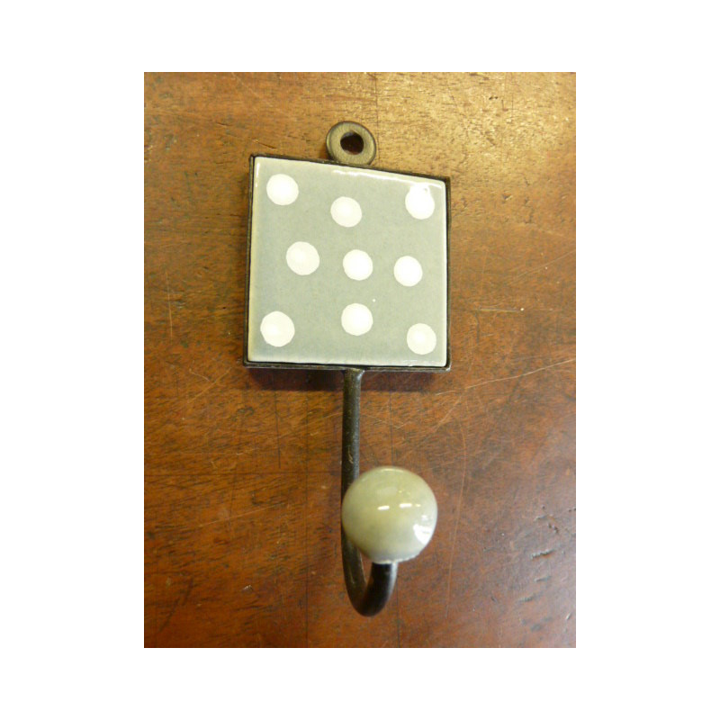 Mini hook grise with pitch