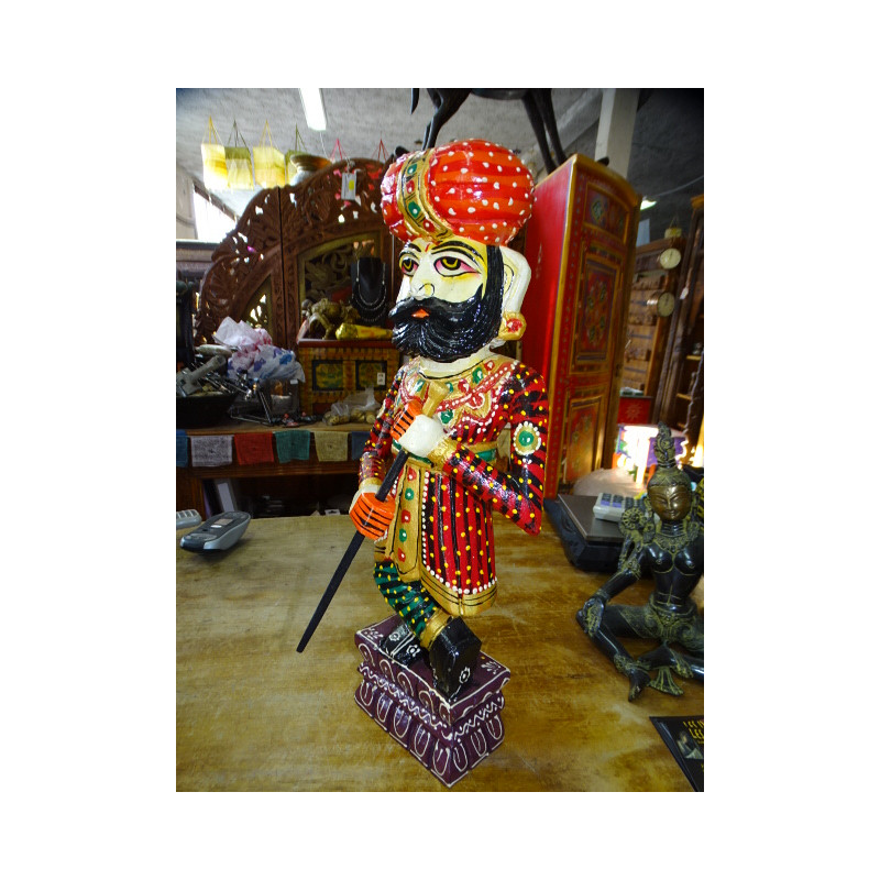 Statuette de gardien de palais de Maharaja en manguier - 47 cm