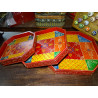 Set mit 3 achteckigen Tabletts aus handbemaltem Mangoholz