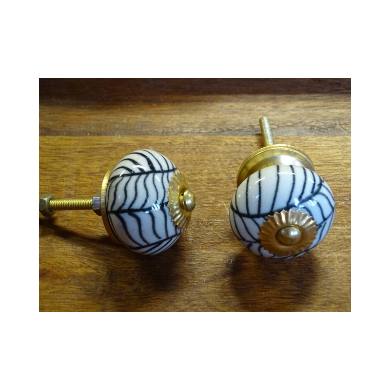 Ceramic cabinet knob cabbage leaf